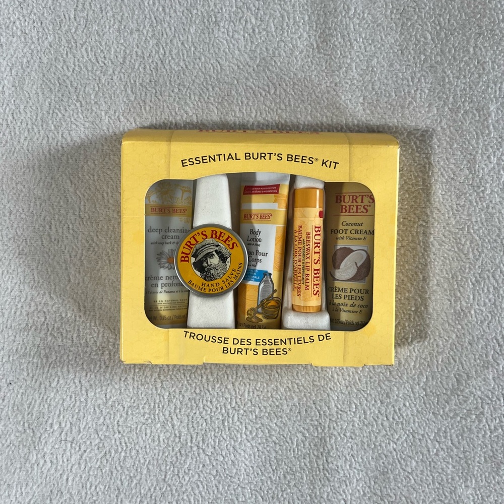 Burt's Bees Yellow Skincare Set